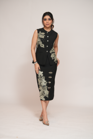 The "Minimalist Muse"